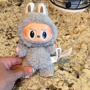 Exciting Macarons Labubu